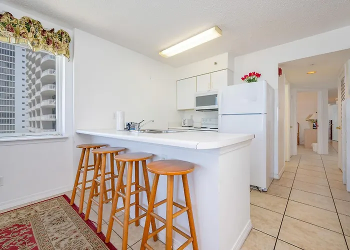 Royal Palms 708 *
